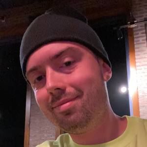 Meet your Posher, Elliot